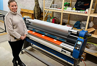 Roll-to-roll laminator Russi