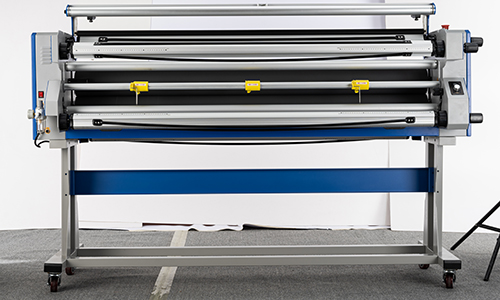 Suureformaadiline rulllaminaator &uuml;lemise soojendusega rulliga MF1700-A1 PRO