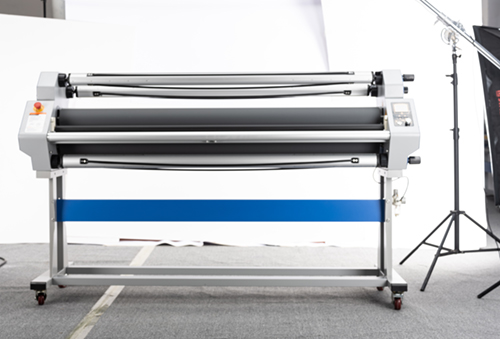 160cm fully auto heat-assist laminator in France