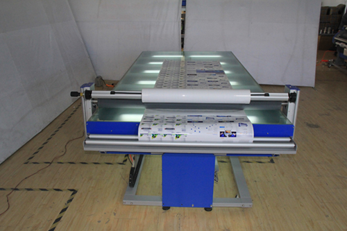 1.6m LED illuminated flatbed laminator in Germany