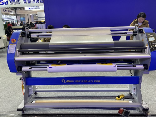 1.6m heat assisted roll laminator for sale in the UK