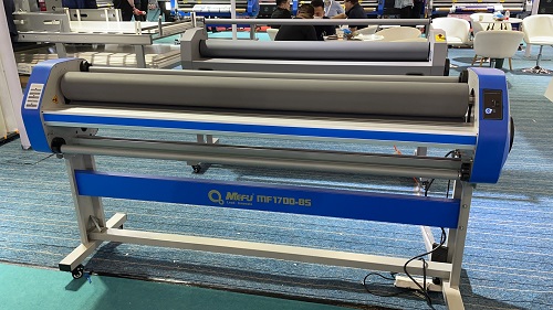 manual cold laminator with pneumatic lifting in Malaysia