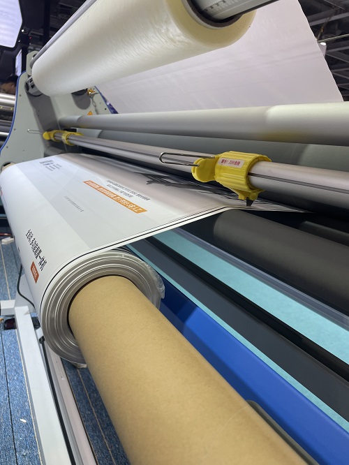 64 inch automatic laminator with glue-free silicon roller