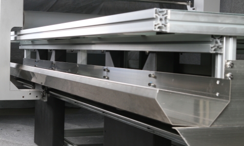 \ / 5/^ p&otilde;hineb