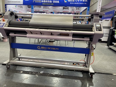 favorable wide format roll laminator with saftey cutter