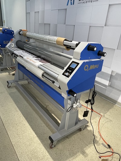 fully auto roll laminator with heat assisted rollers for sale in France